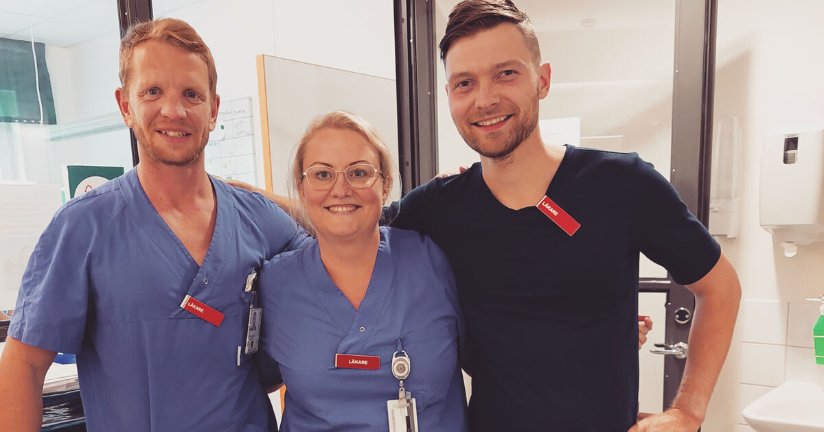 Porno video: 4 erkak va bir ayol Boshliqning oyoqlarini yalaydi